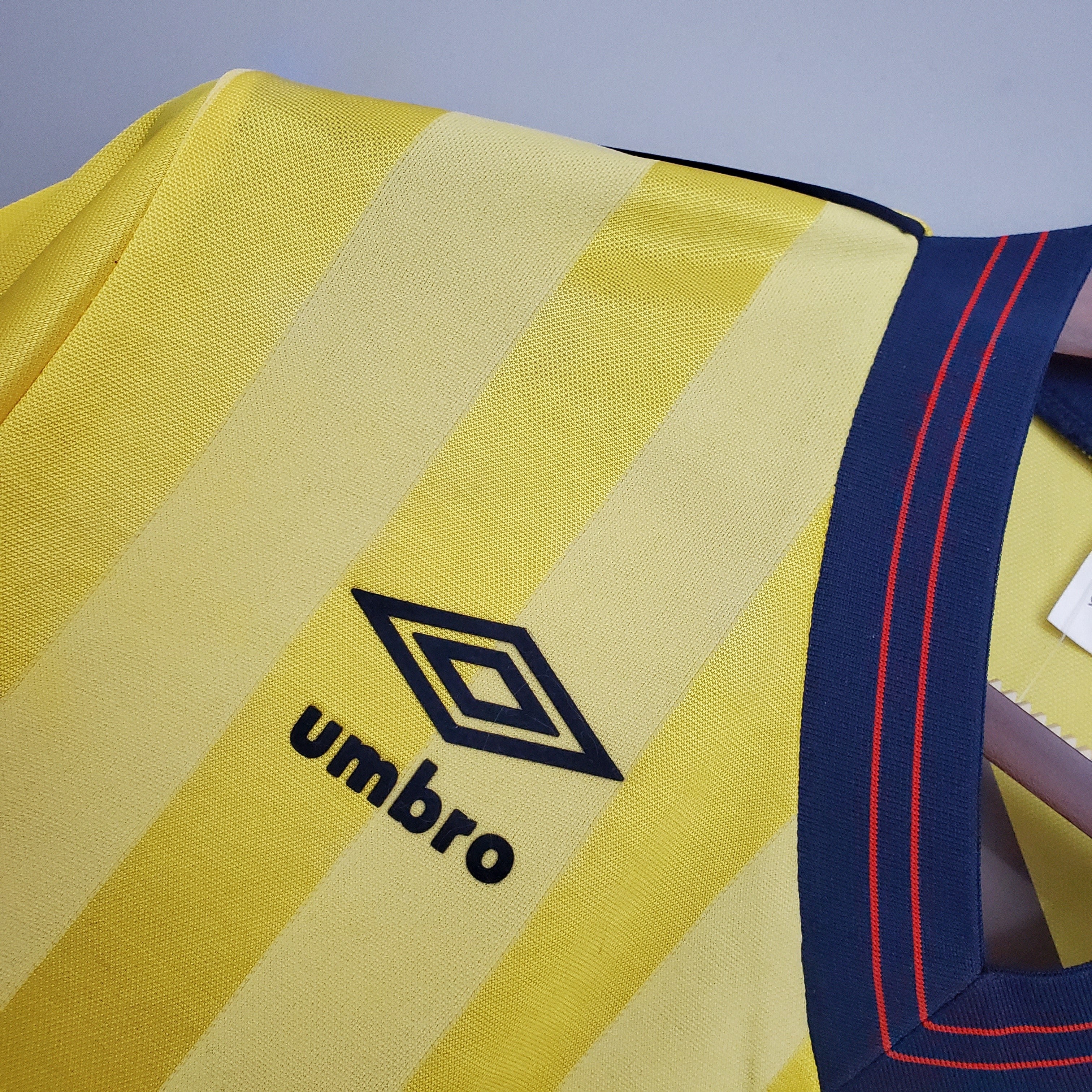 1980s Arsenal Retro Football Shirt | Yellow Navy Home