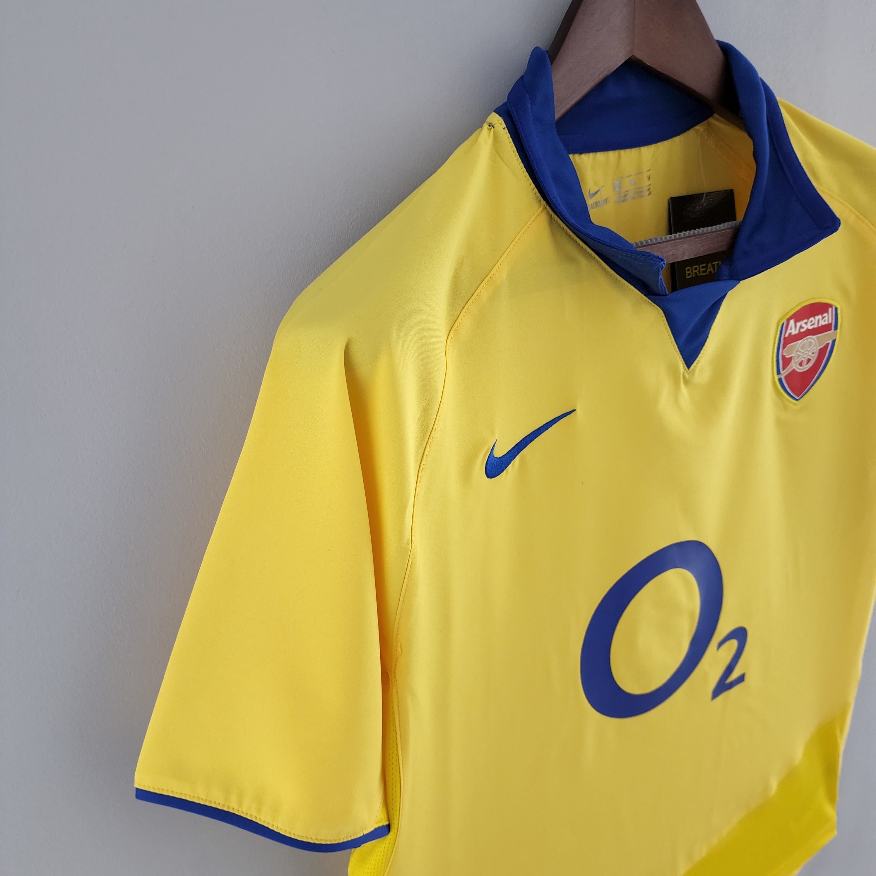 2000s Arsenal Retro Football Shirt | Yellow Blue Away