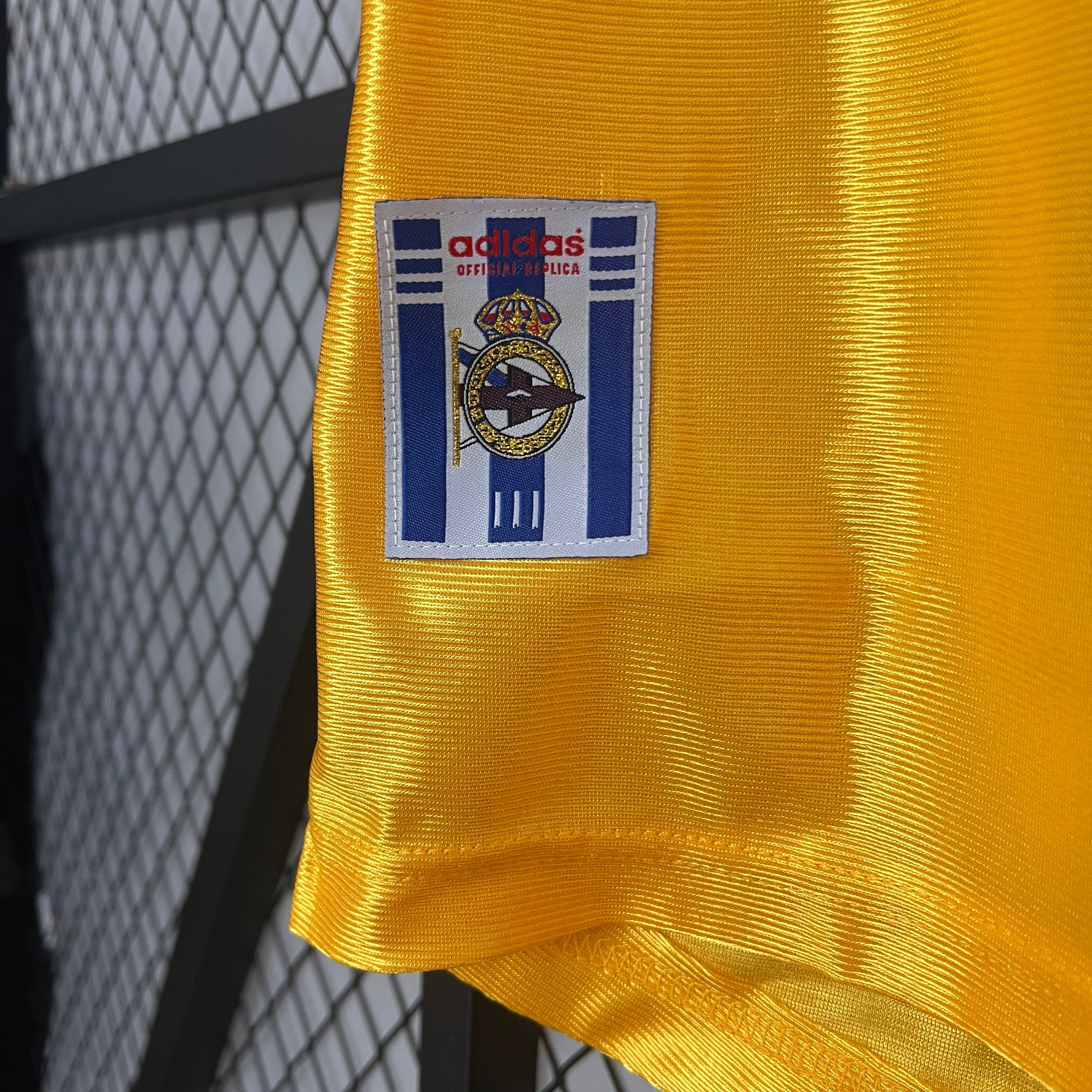 1990s Real Sociedad Retro Football Shirt | Yellow Black Home