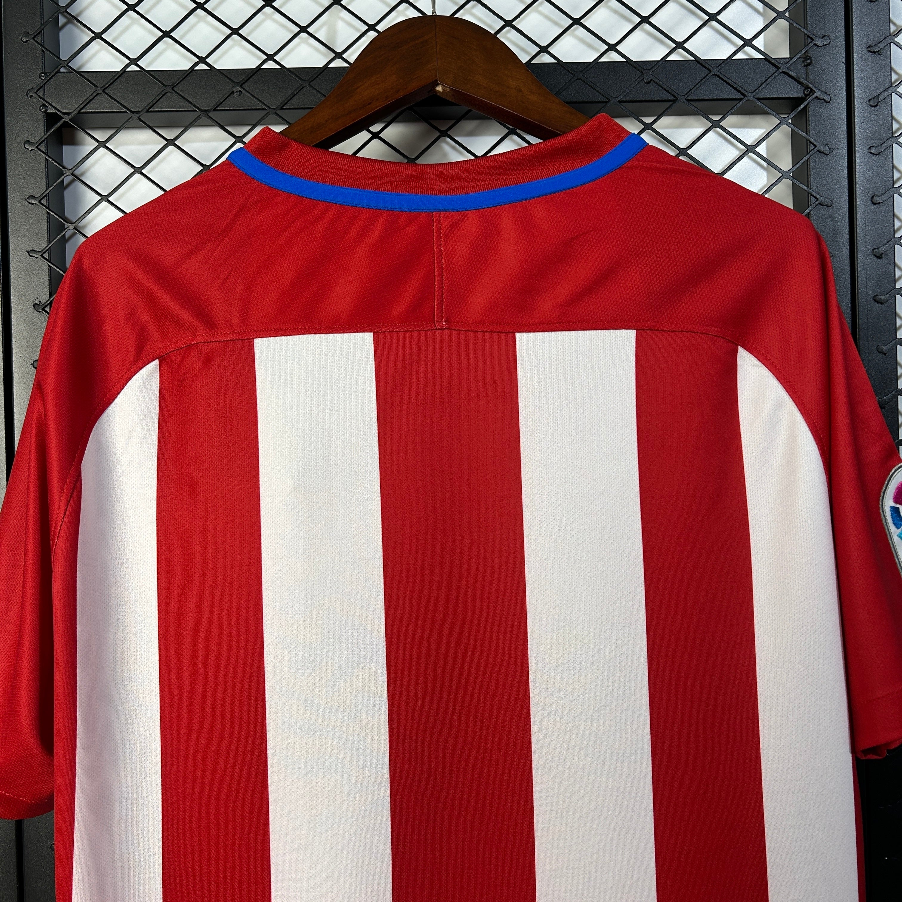 2010s Atletico Madrid Retro Football Shirt | Red White Home