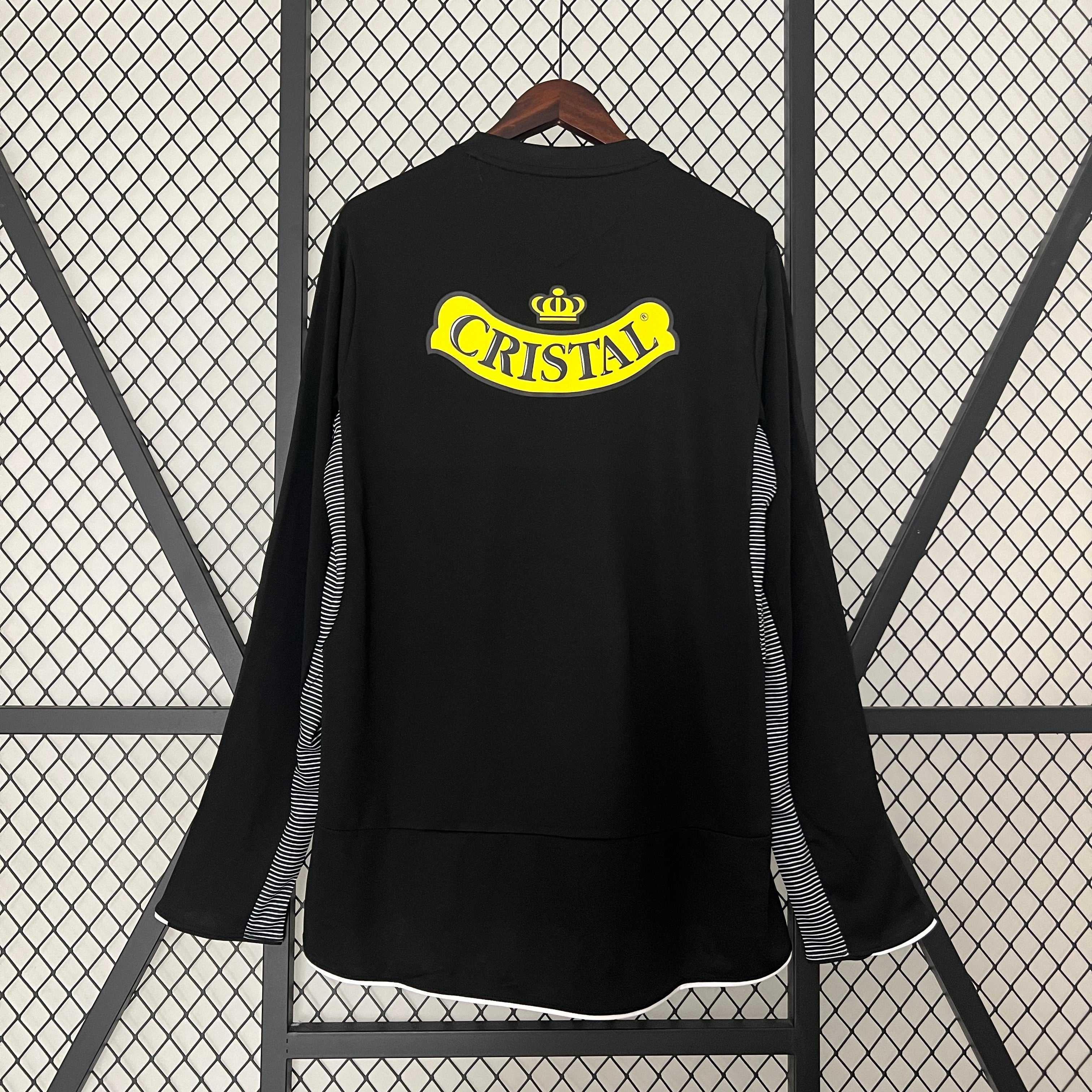 2000s Colo-Colo Retro Football Shirt | Black White Home