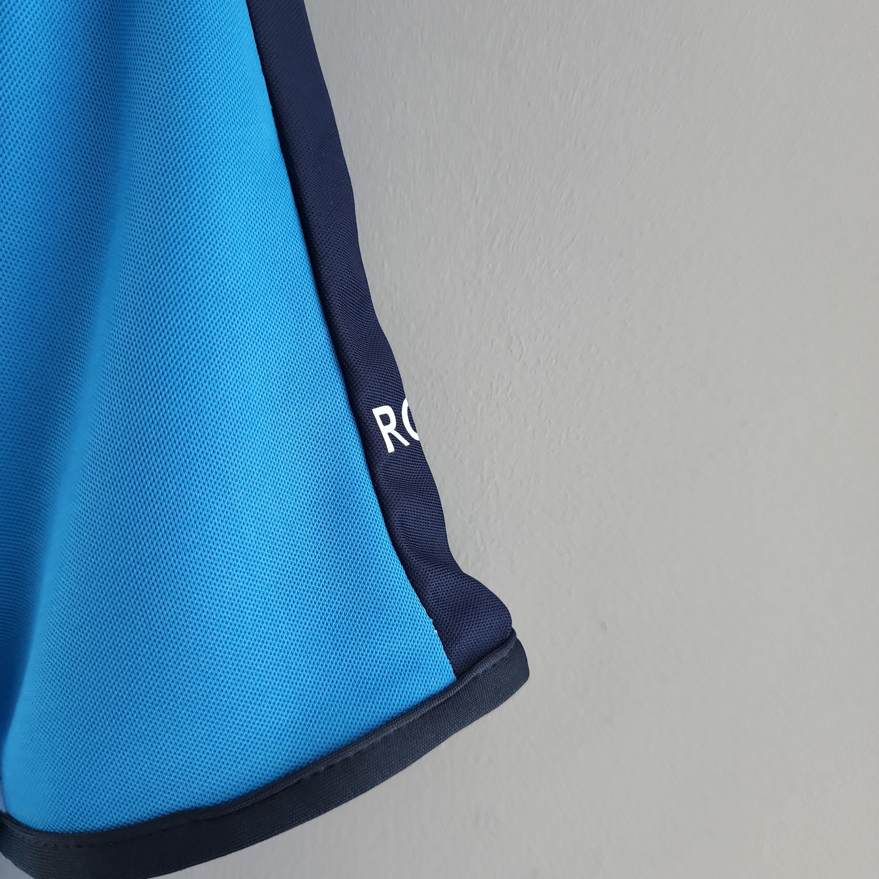 2000s Celta Vigo Retro Football Shirt | Sky Blue Navy Home