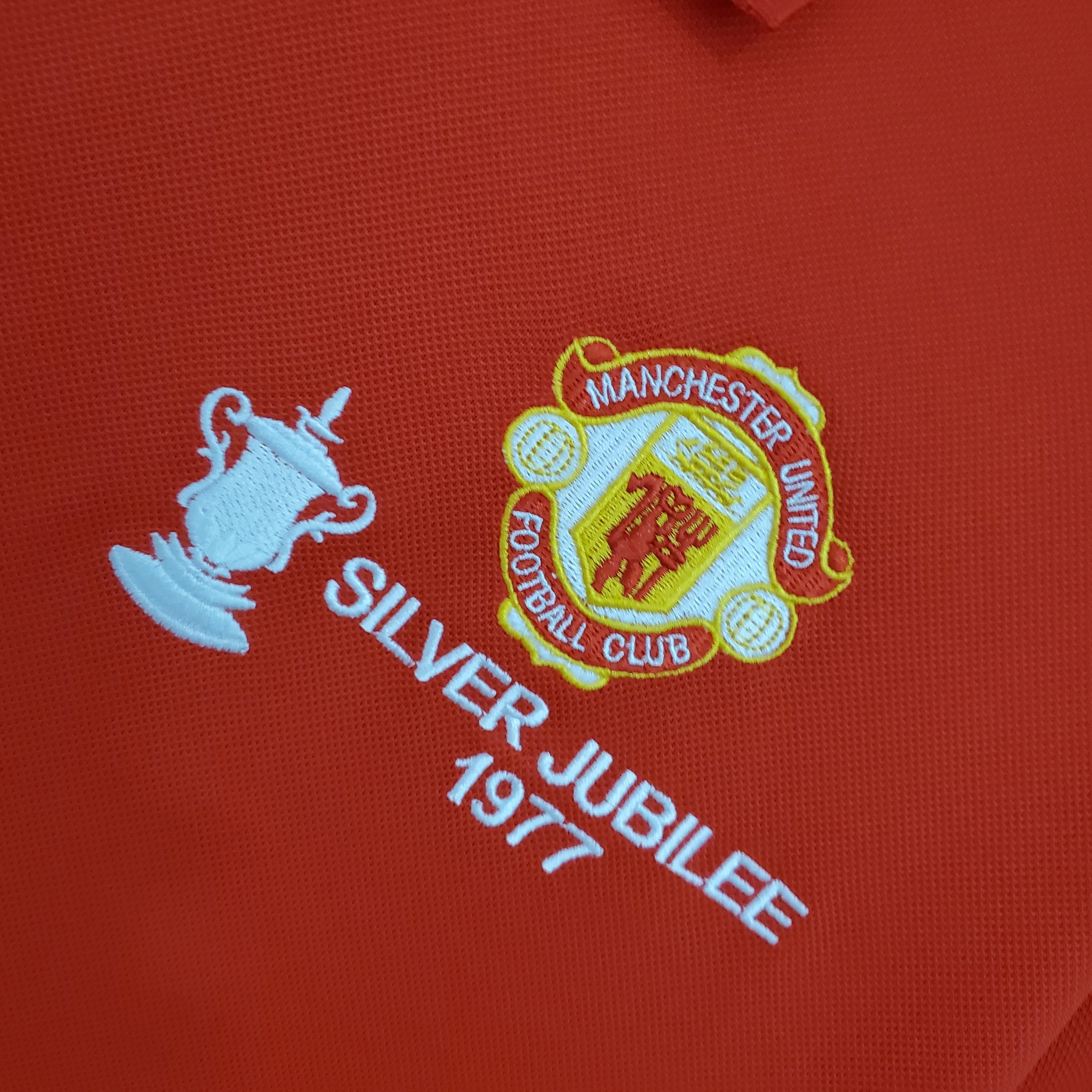 1970s Manchester United Retro Football Shirt | Red White Home