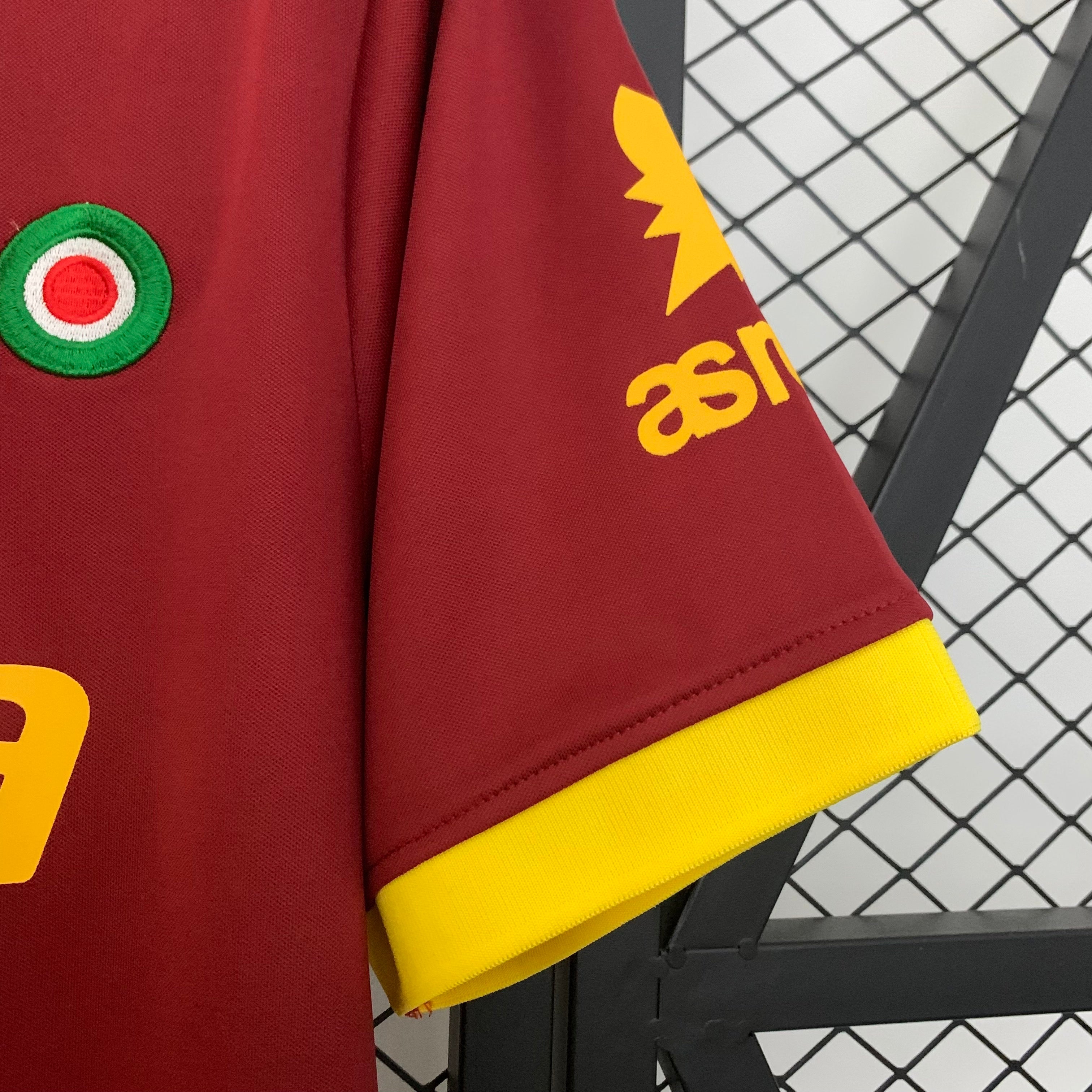 1990s AS Roma Retro Football Shirt | Burgundy Yellow Home