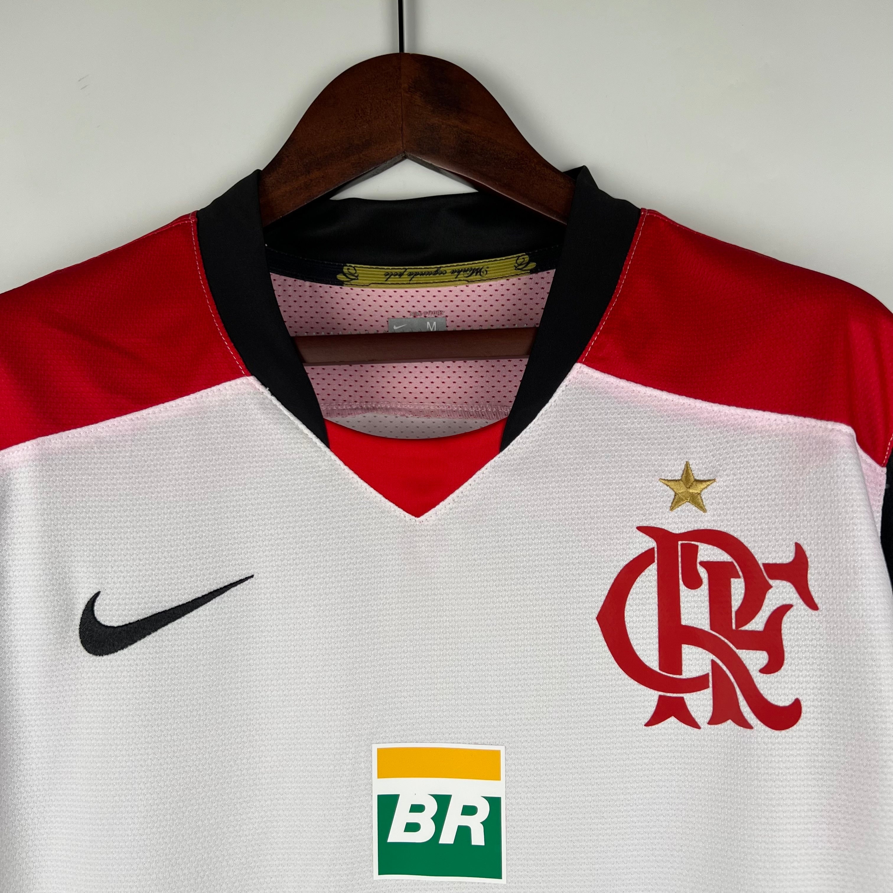 2000s Flamengo Retro Football Shirt | White Red Home