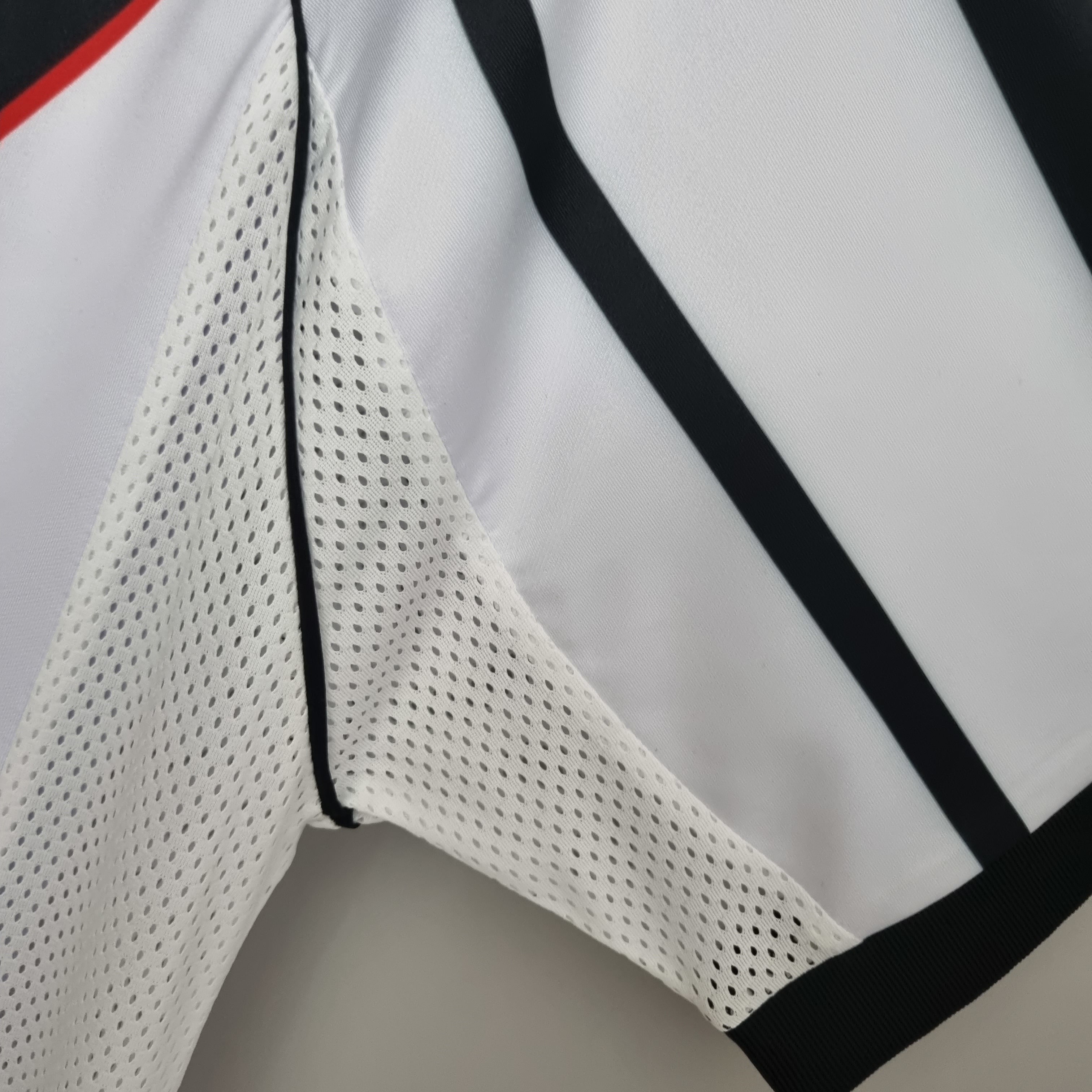 1990s Vasco da Gama Retro Football Shirt | White Black Home