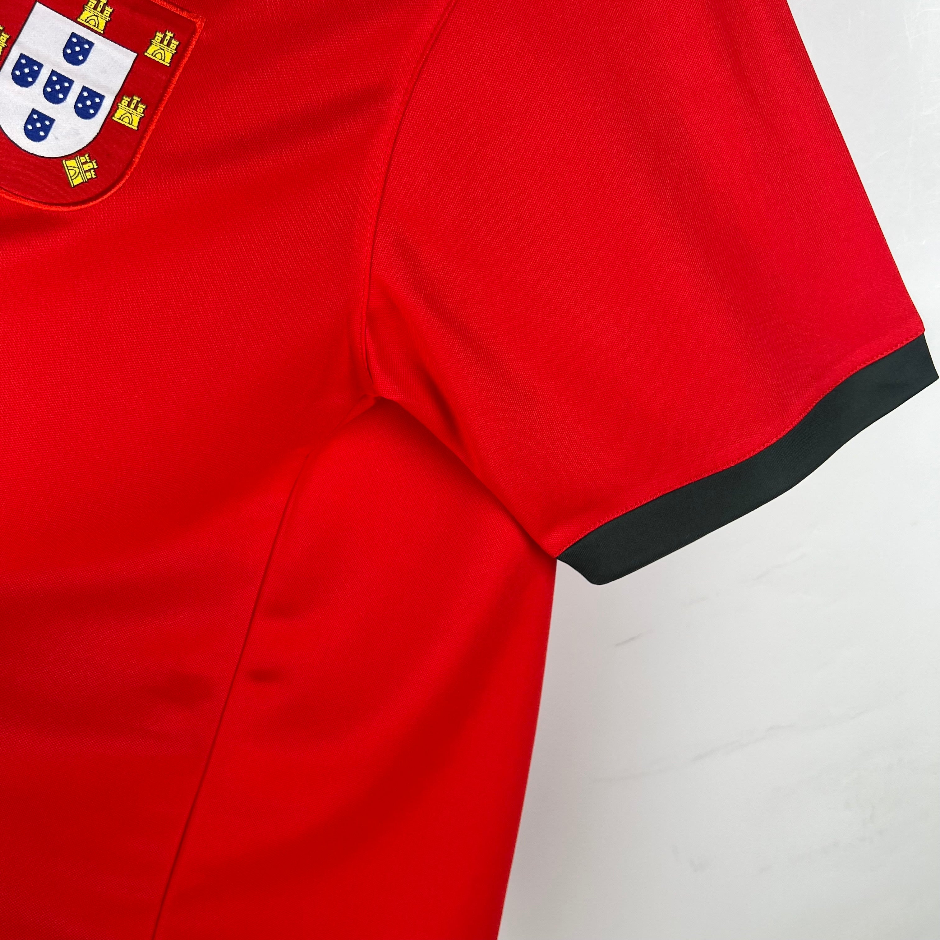 1980s Portugal Retro Football Shirt | Red Black Home