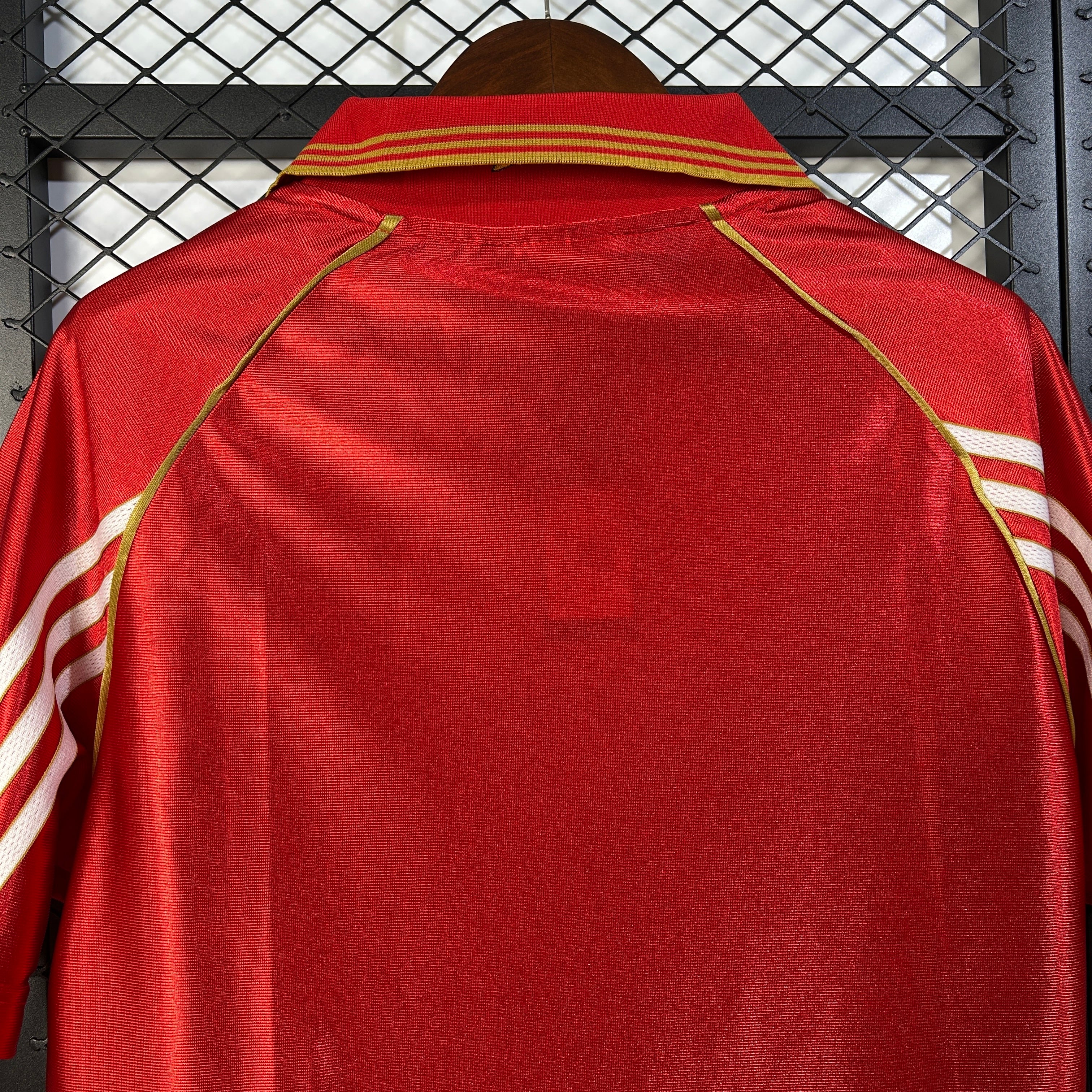 1990s Benfica Retro Football Shirt | Red White Home