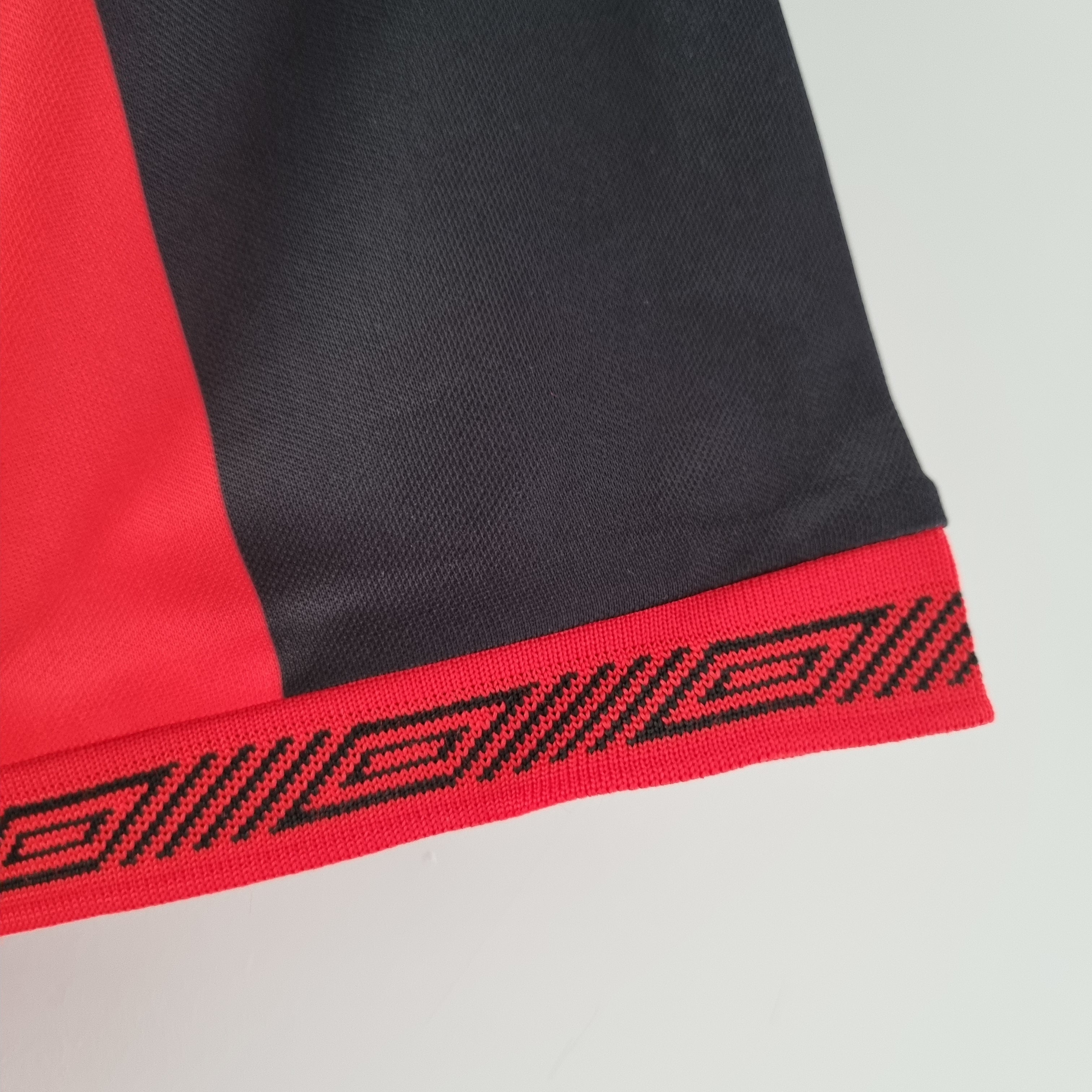 1980s Flamengo Retro Football Shirt | Red Black Home