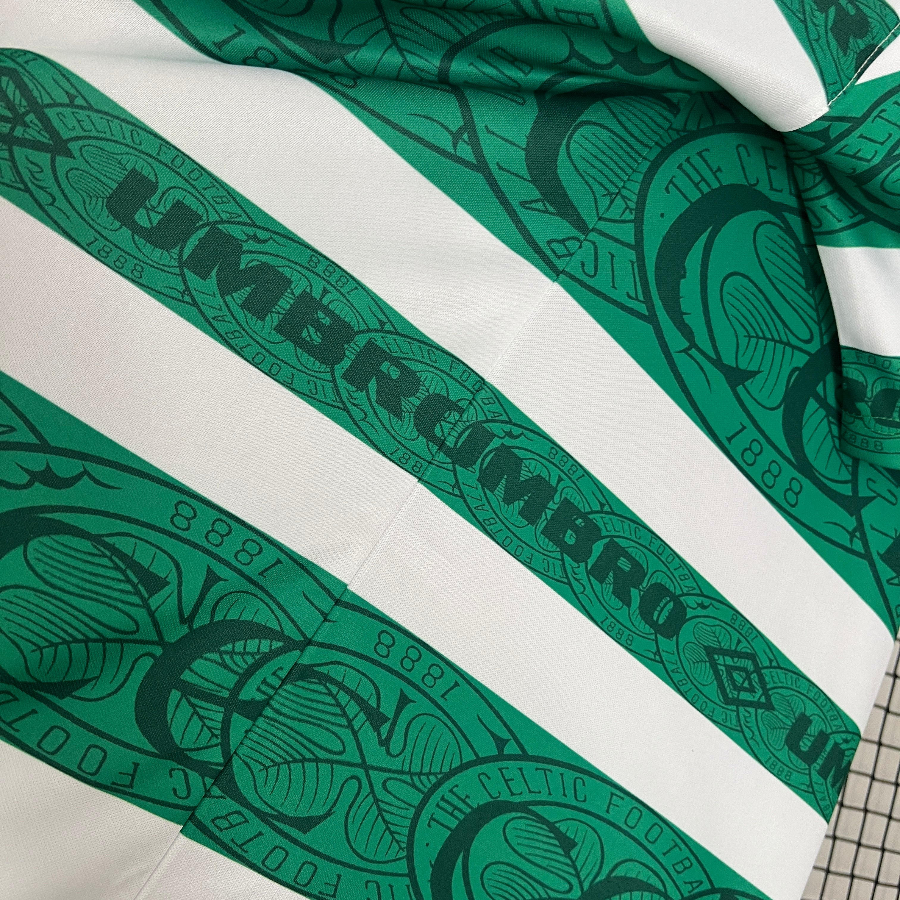 1990s Celtic Retro Football Shirt | Green White Home