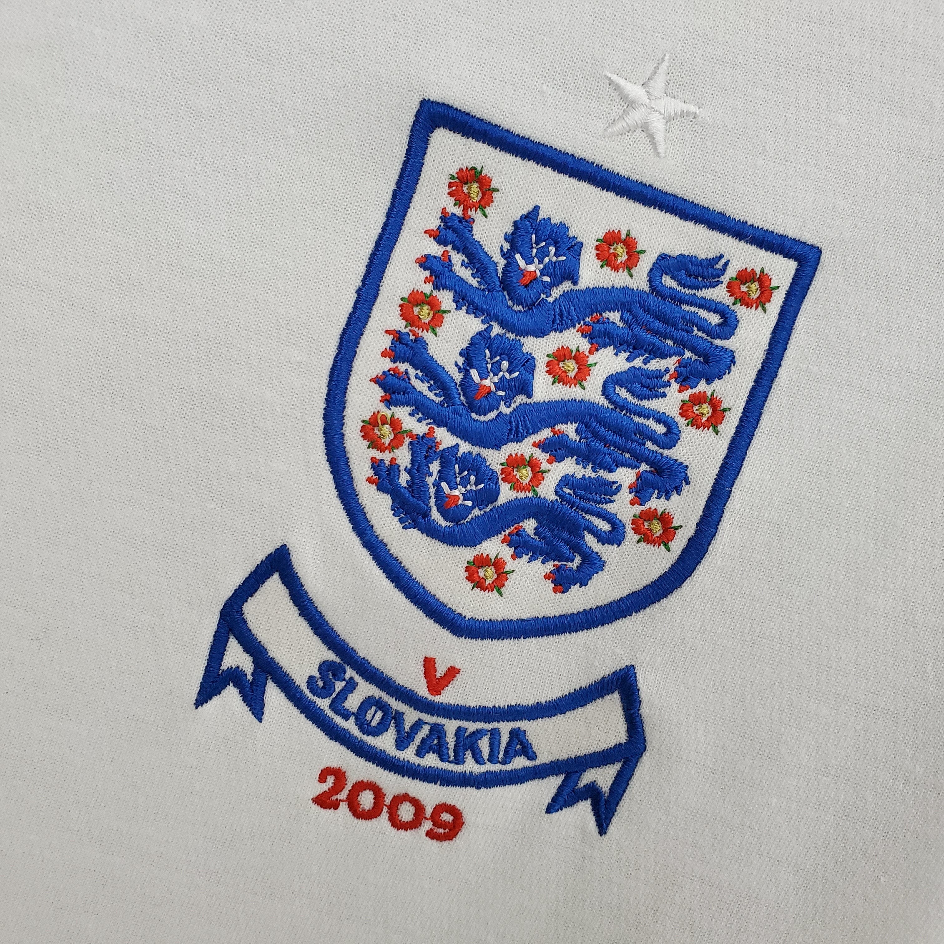1990s England Retro Football Shirt | White Red Home