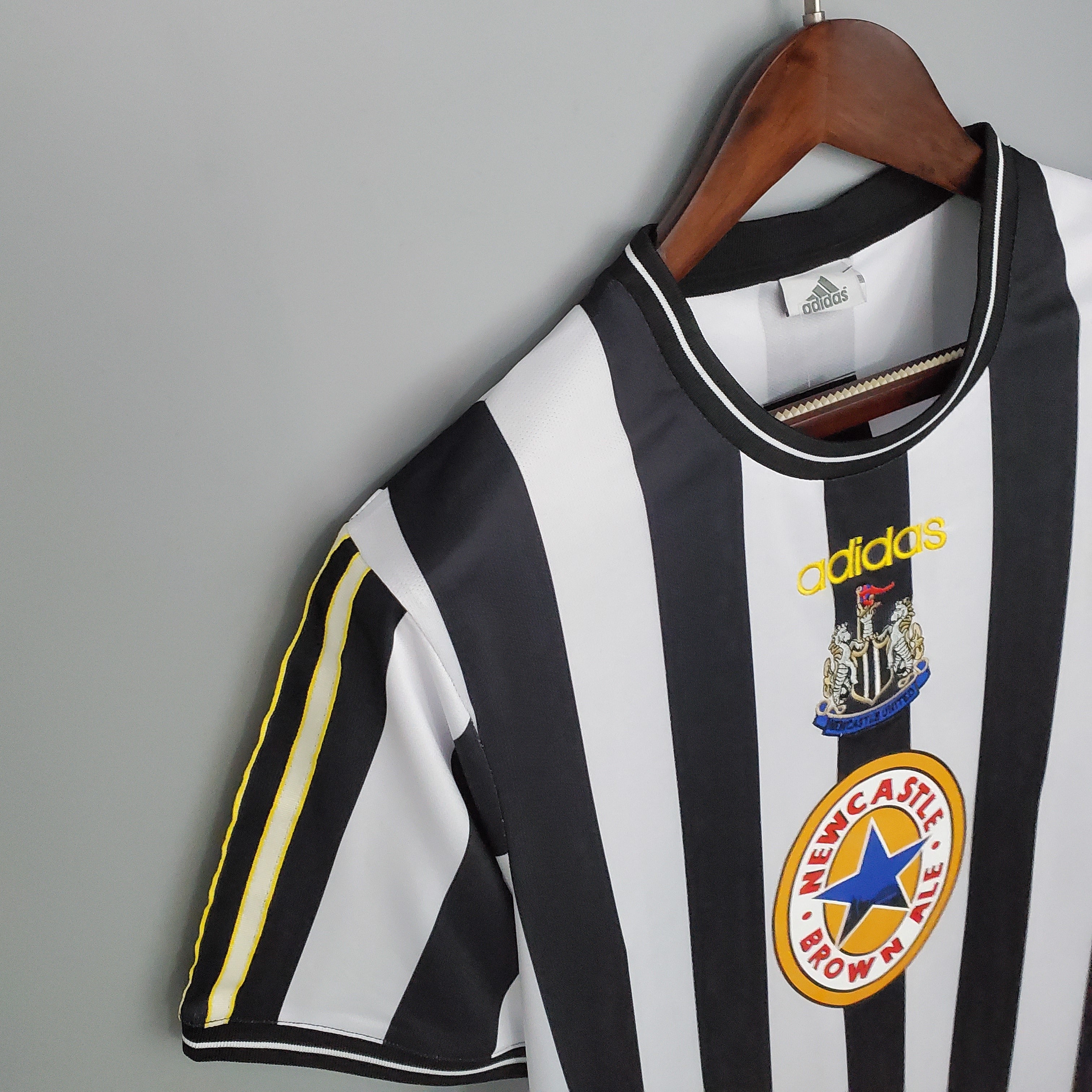 1990s Newcastle United Retro Football Shirt | Black White Home