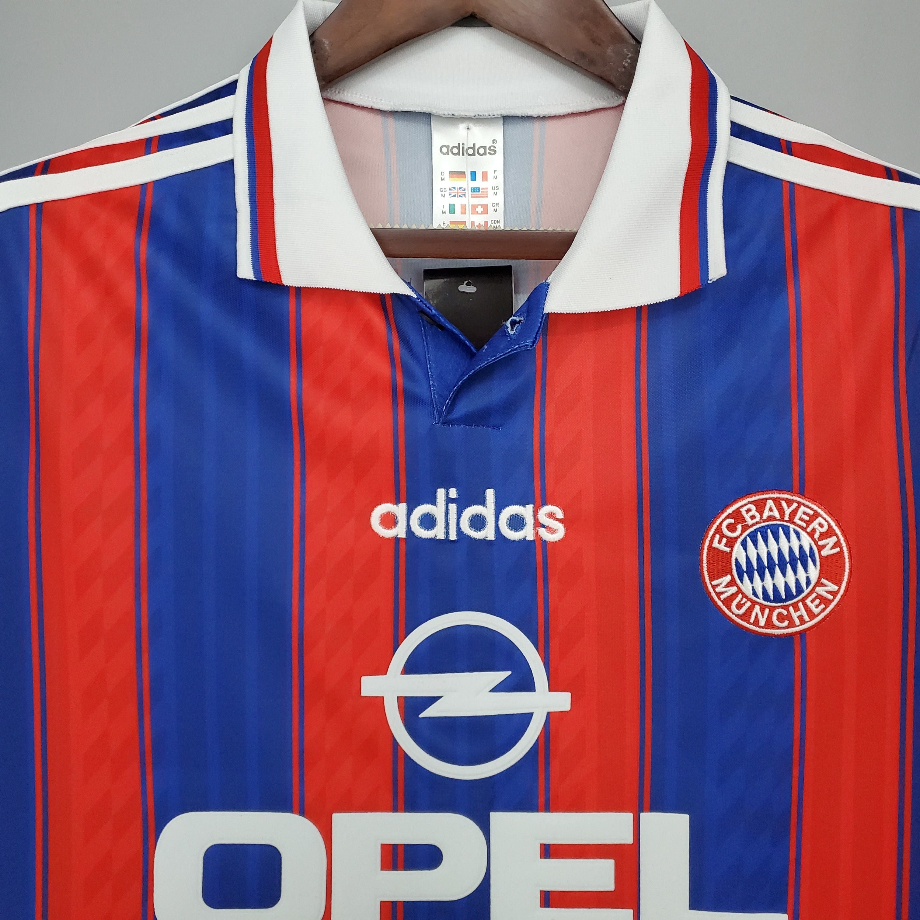 1990s Bayern Munich Retro Football Shirt | Red Blue Home