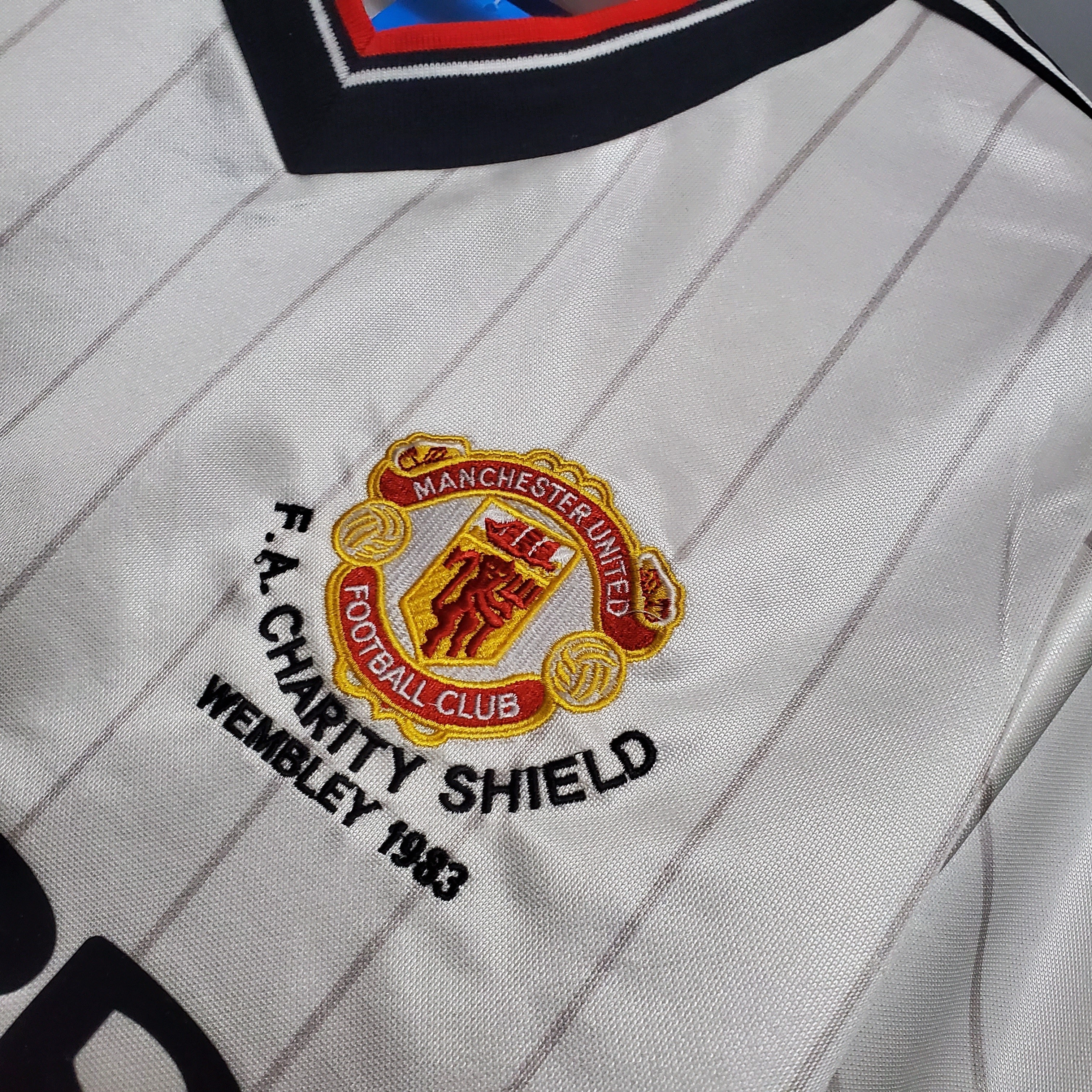 1980s Manchester United Retro Football Shirt | White Black Home